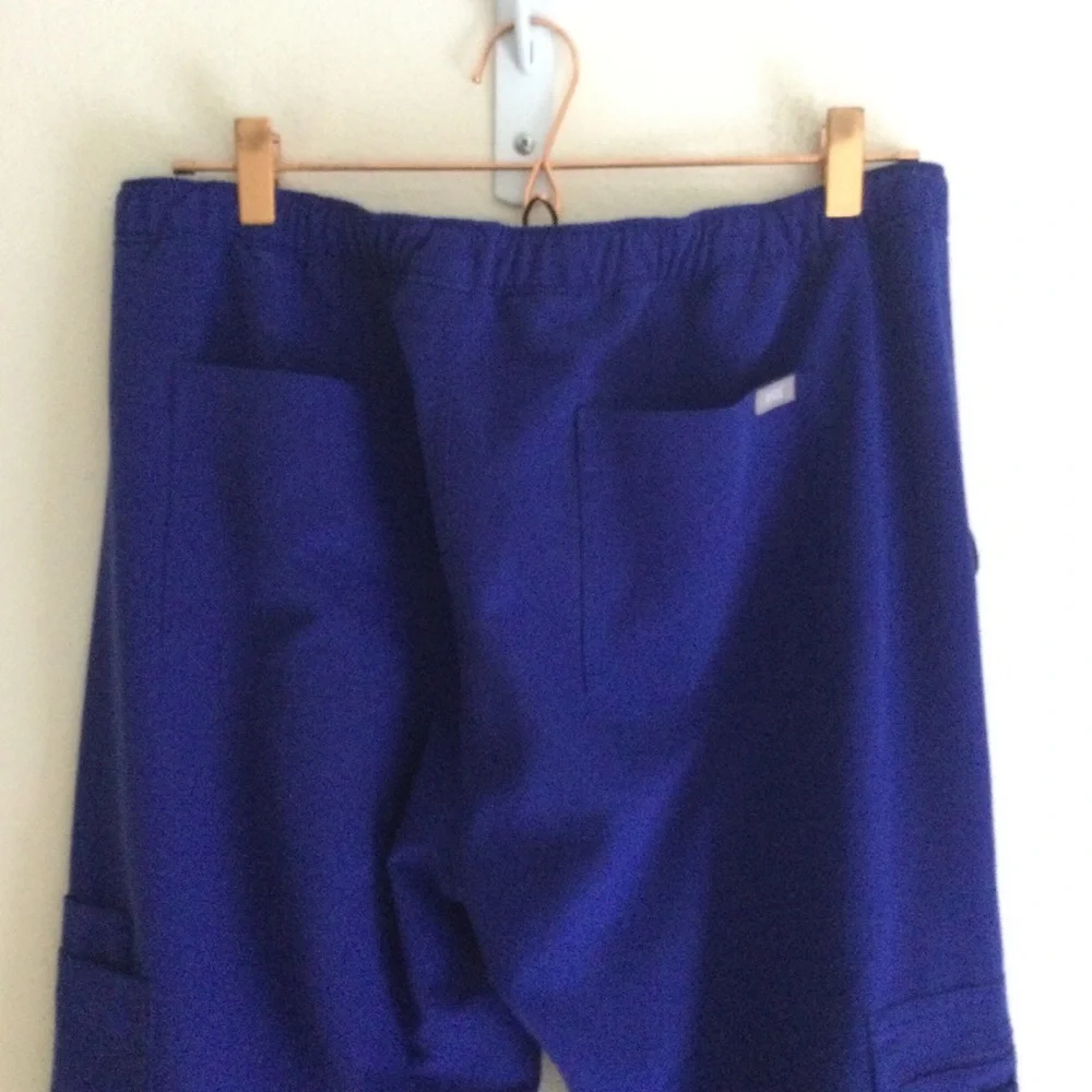 Figs men’s cairo